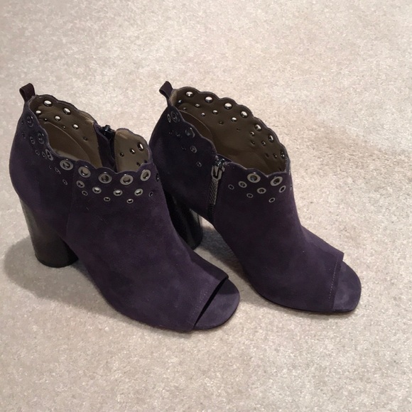 Donald J. Pliner Shoes - NWT Donald J Pliner booties with grommets